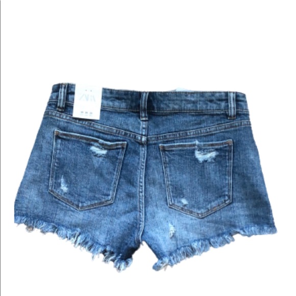 NWT Zara Low Rise Hot Pant Jean Shorts❣️ - Picture 5 of 10